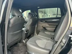 2023 Toyota Crown Kluger 2.5L HEV 4WD Premium, чёрный — фото 6
