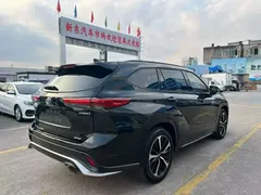 2023 Toyota Crown Kluger 2.5L HEV 4WD Premium, чёрный — фото 7