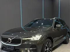 2022 Volvo XC60 4WD Luxury — фото 1