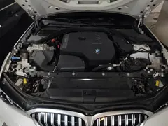2023 BMW 3 Series 320Li M Sport Package, белый — фото 21