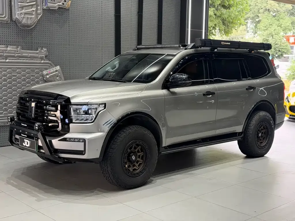 2023 Tank 500 Hi4-T PHEV