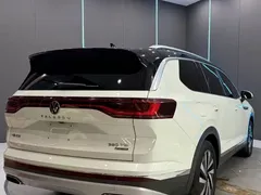 2022 Volkswagen Talagon 380TSI 4WD Luxury Pro 6-seat, белый — фото 6