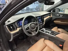2024 Volvo XC60 4WD Zhiyuan Luxury — фото 5