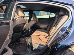 2022 Lexus ES 300h Excellence, чёрный — фото 8