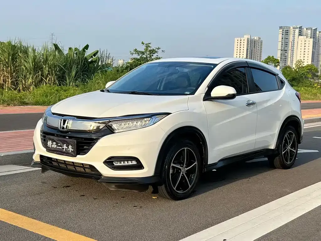 2020 Honda Vezel 220 TURBO CVT Luxury