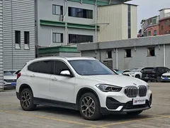 2022 BMW X1, белый — фото 4