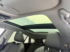 2022 Toyota Venza Hybrid 2.5L CVT 4WD Ultimate, белый — фото 11