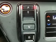 2022 Honda Odyssey 2.0L e:HEV Rui, белый — фото 13