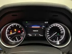 2019 Toyota Camry 2.0G Luxury, белый — фото 15