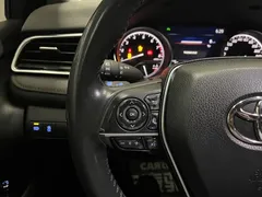 2019 Toyota Camry 2.0G Luxury, белый — фото 17