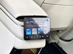 2026 Nio ES8 5-seat Executive Luxury, чёрный — фото 17