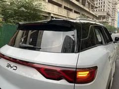 2024 BYD Yuan UP EV 401km Exceed, белый — фото 7