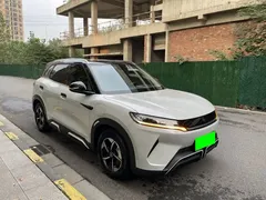 2024 BYD Yuan UP EV 401km Exceed, белый — фото 12