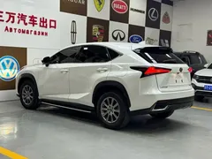 2020 Lexus NX 200 2WD, белый — фото 4