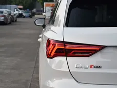 2022 Audi Q3 35 TFSI Sport, белый — фото 16