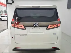 2023 Toyota Vellfire Crown Hybrid 2.5L HV Premium, белый — фото 17