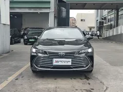 2019 Toyota Avalon Hybrid 2.5L Luxury, чёрный — фото 2