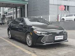 2019 Toyota Avalon Hybrid 2.5L Luxury, чёрный — фото 3
