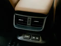 2021 Lexus ES 200 Excellence, белый — фото 11