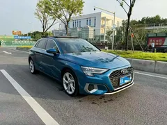 2022 Audi A3 Sportback 35 TFSI Fashion, синий — фото 2