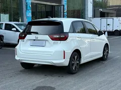2022 Honda Fit 1.5L CVT Sunroof, белый — фото 6