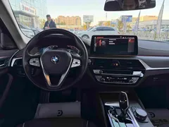 2023 BMW 5 Series 530Li Leading Luxury Package, чёрный — фото 11