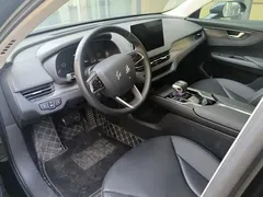 2023 Hongqi E-QM5 Basic Mobility, чёрный — фото 12