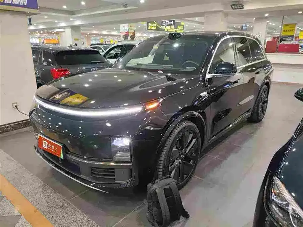2024 Li Auto L8