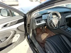 2025 Hongqi H5 PHEV 130, чёрный — фото 16