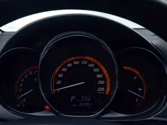 2022 Toyota Yaris L Zhixuan X 1.5L CVT Leading Plus, белый — фото 12