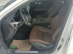 2022 Volvo S60 B4 Luxury, белый — фото 15