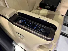 2020 Toyota Alphard 2.5L Hybrid Premium, чёрный — фото 11