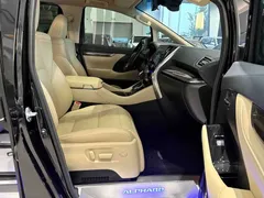 2020 Toyota Alphard 2.5L Hybrid Premium, чёрный — фото 26