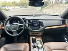 2024 Volvo XC90 7-seat, чёрный — фото 6