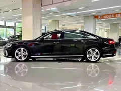 2023 Audi A8L 50 TFSI quattro Select, чёрный — фото 3