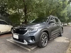 2023 Kia Seltos 1.5L CVT Luxury — фото 1