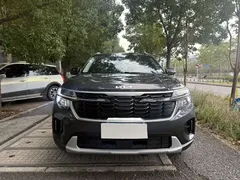 2023 Kia Seltos 1.5L CVT Luxury — фото 2