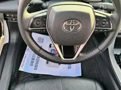 2019 Toyota Avalon Hybrid 2.5L Luxury, белый — фото 8