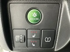 2022 Honda Vezel 1.5L CVT Pioneer, белый — фото 14