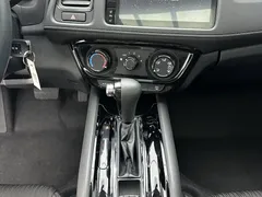2022 Honda Vezel 1.5L CVT Pioneer, белый — фото 17