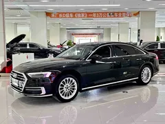2021 Audi A8L 50 TFSI quattro Comfort, чёрный — фото 1