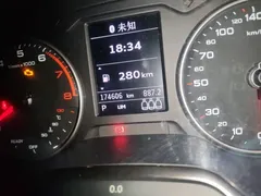 2021 Audi Q2L 35 TFSI Sport, белый — фото 13