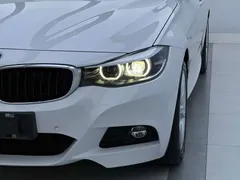 2020 BMW 3 Series GT 320i M Sport Package, белый — фото 3