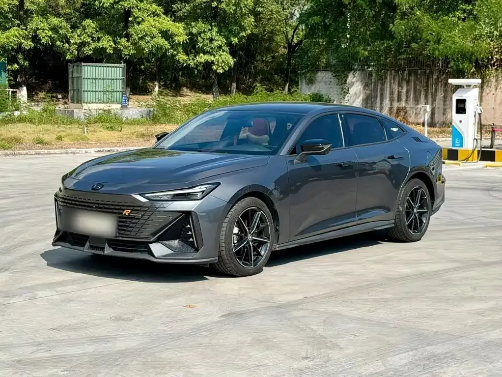 2022 Changan UNI-V 1.5T Premium