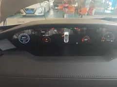 2022 Changan UNI-V 1.5T Premium — фото 12