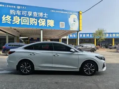 2022 Changan Eado PLUS 1.4T GDI DCT Premium, белый — фото 4