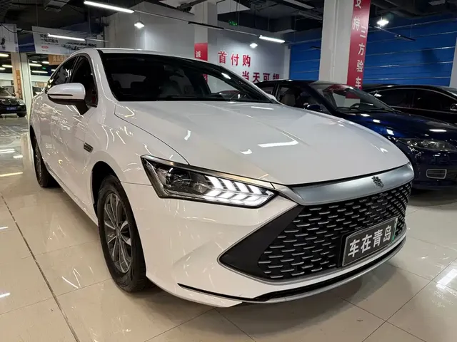 2024 BYD Qin PLUS Honor DM-i PHEV 55km Leading