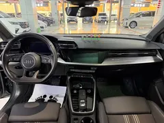 2022 Audi A3L Limousine 35 TFSI Fashion Sport, зелёный — фото 7