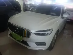 2021 Volvo XC60 4WD Luxury, белый — фото 1