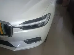 2021 Volvo XC60 4WD Luxury, белый — фото 24